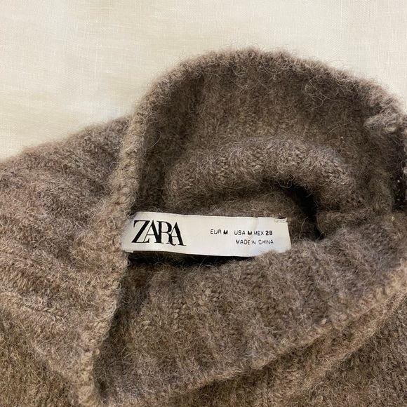 Zara wool turtleneck sweater S - Picture 2 of 3